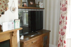 Walnut TV cabinet 2